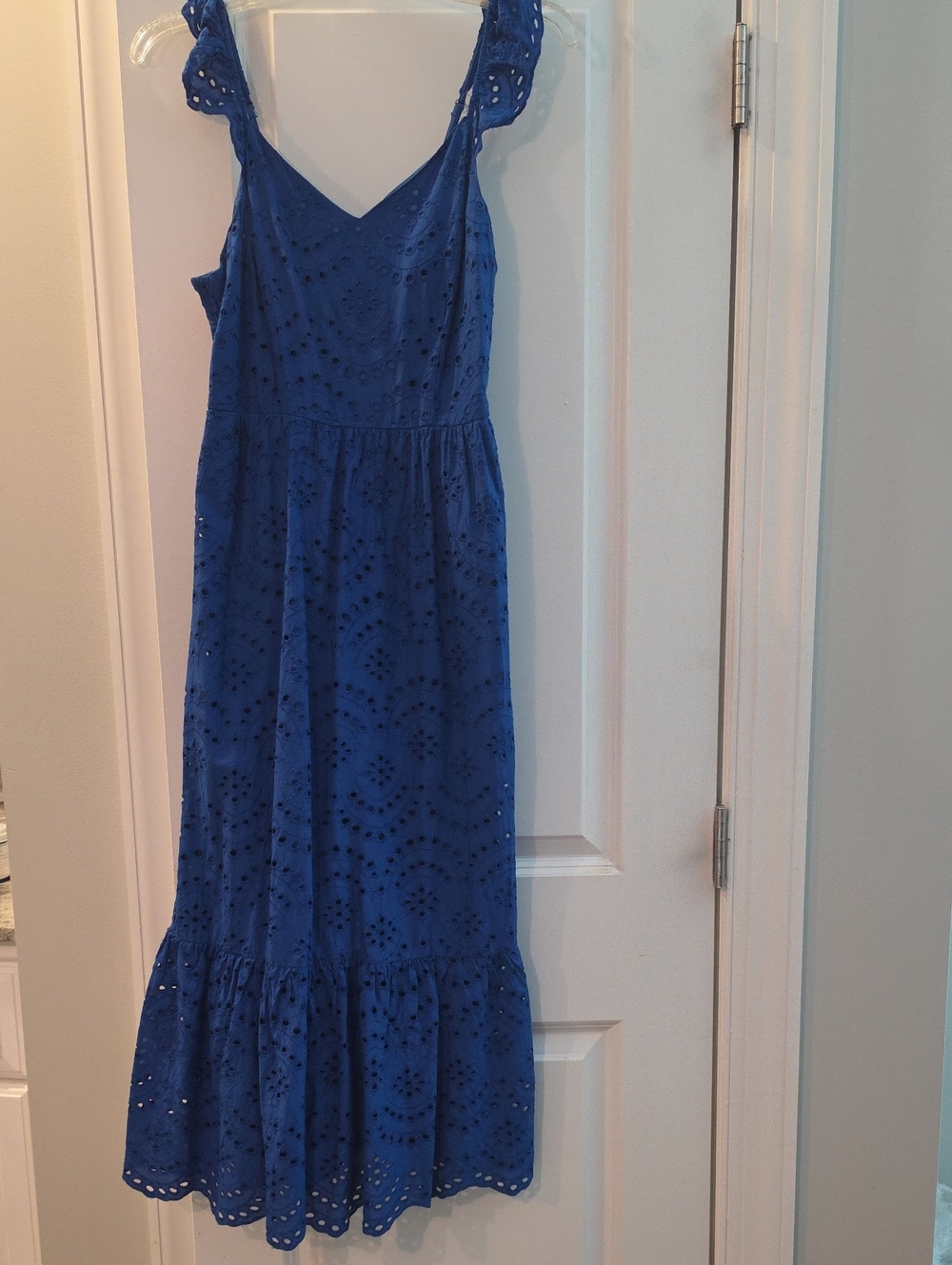 Blue Eyelet Tiered Maxi Dress..EUC..NON SMOKER